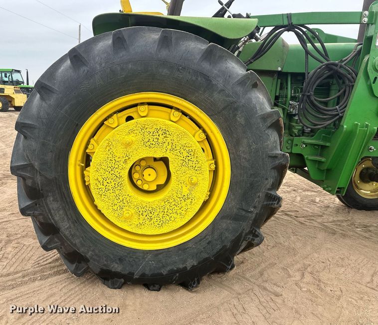 image for item IU9158 1962 John Deere 4010  tractor