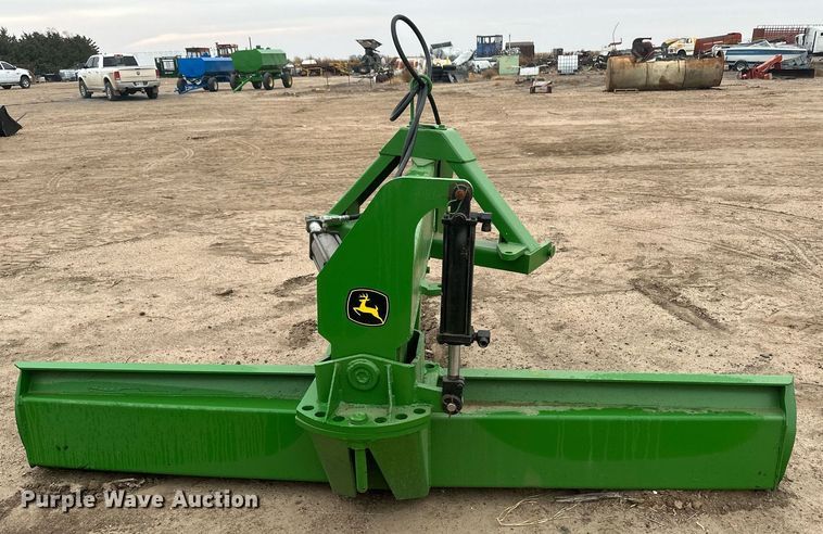 image for item IU9159 John Deere  blade