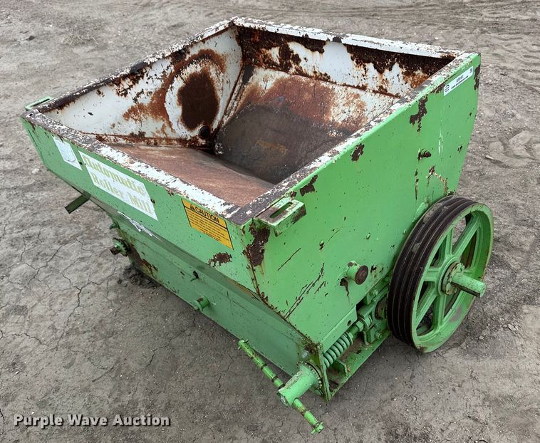 image for item IU9161 Grain roller mill