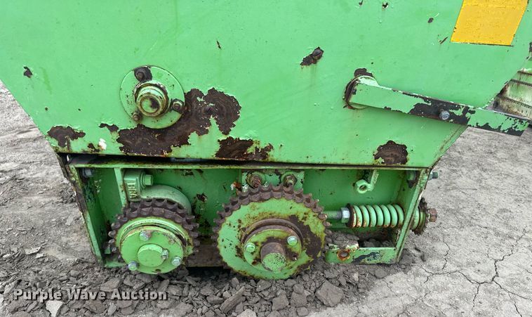 image for item IU9161 Grain roller mill