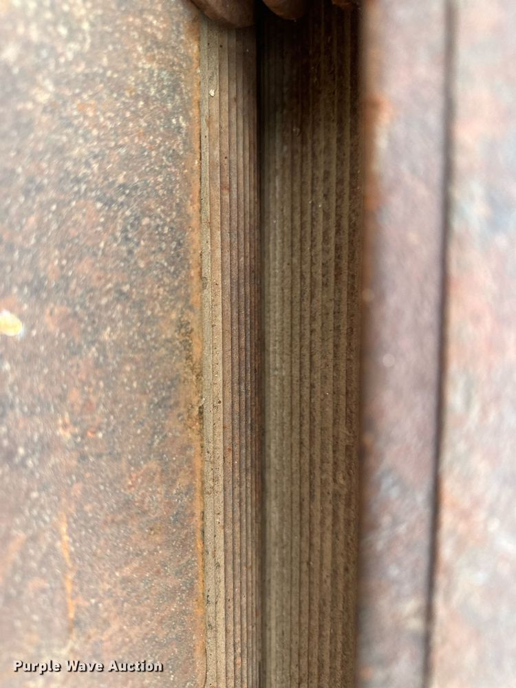 image for item IU9161 Grain roller mill