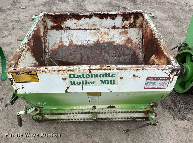 image for item IU9162 Grain roller mill