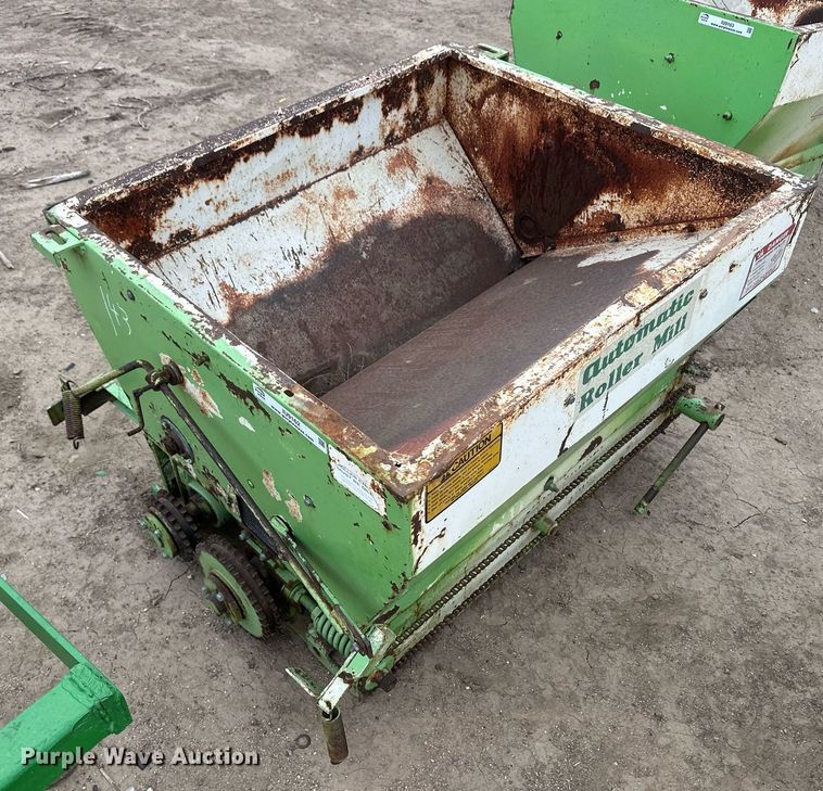 image for item IU9162 Grain roller mill