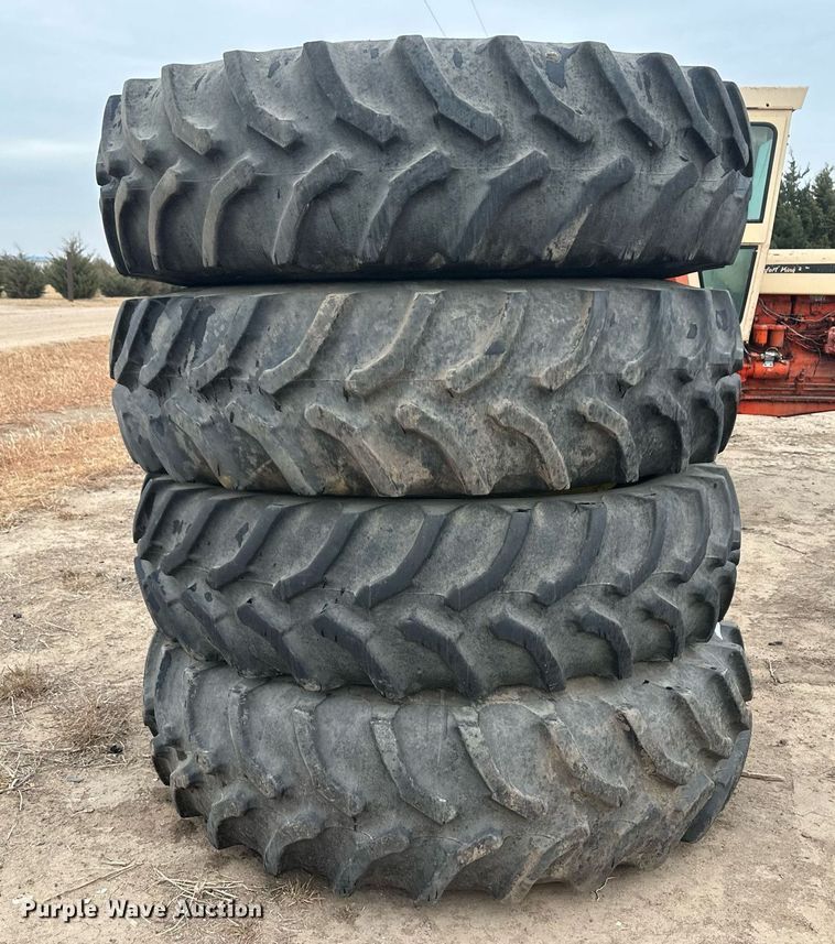 image for item IU9165 (4) 520/85R42 combine tires and wheels