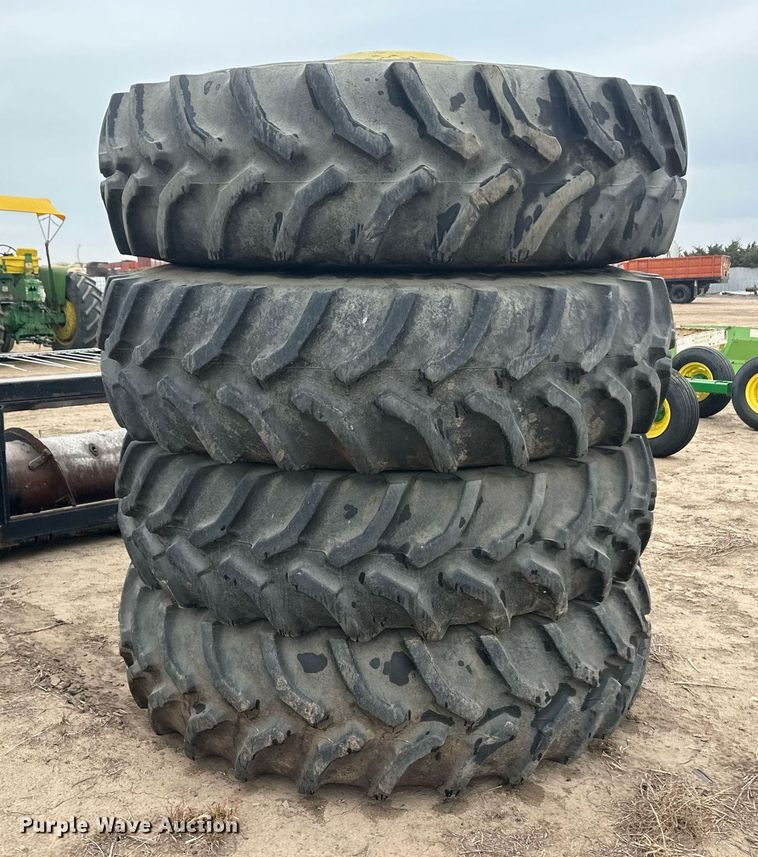 image for item IU9165 (4) 520/85R42 combine tires and wheels