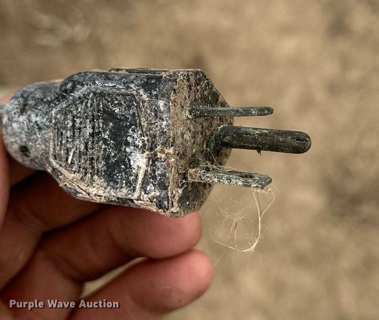 image for item IU9166 (3) Super Saver XL gas heaters