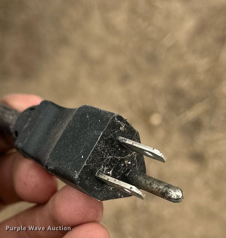 image for item IU9166 (3) Super Saver XL gas heaters