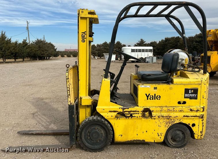 image for item IU9169 Yale G51C-040-CFS-G  forklift