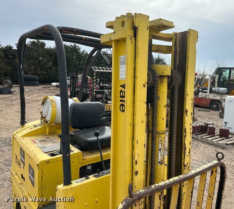 image for item IU9169 Yale G51C-040-CFS-G  forklift