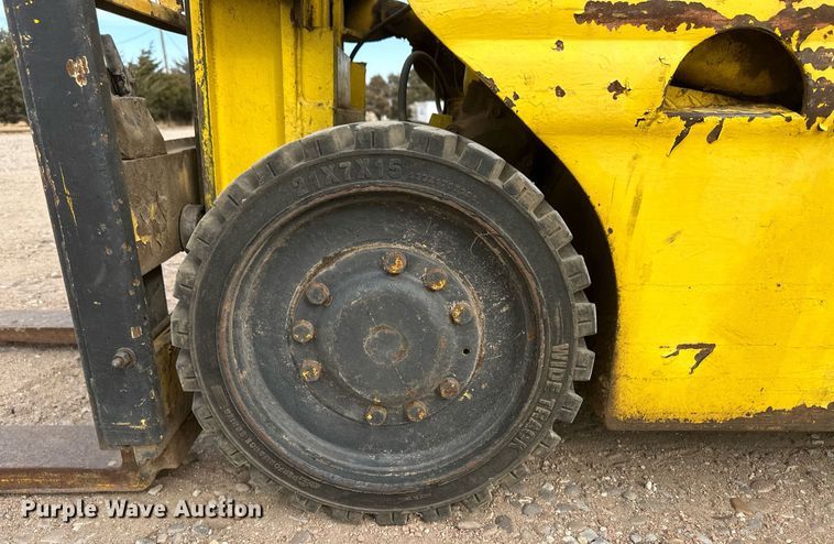 image for item IU9169 Yale G51C-040-CFS-G  forklift