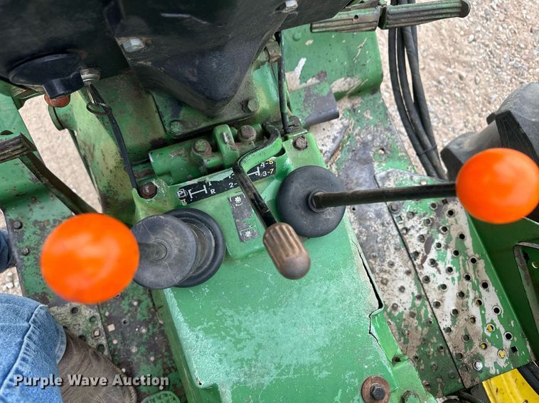 image for item IU9170 1975 John Deere 2630  tractor