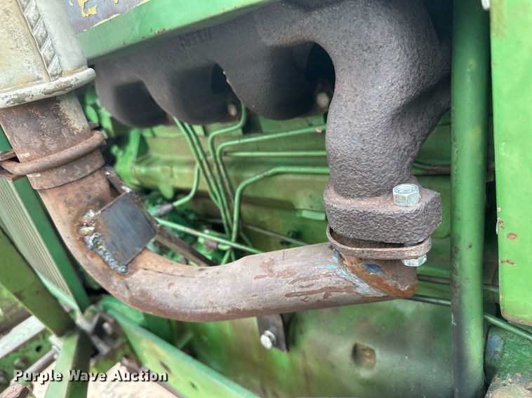 image for item IU9170 1975 John Deere 2630  tractor