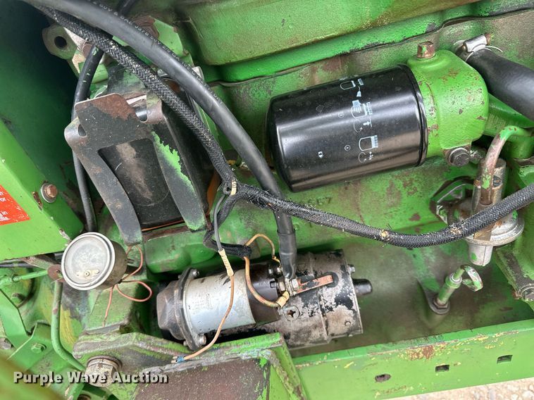 image for item IU9170 1975 John Deere 2630  tractor