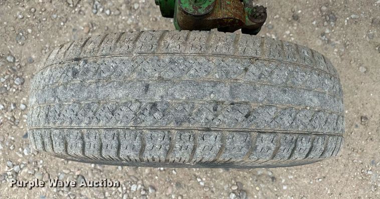 image for item IU9170 1975 John Deere 2630  tractor