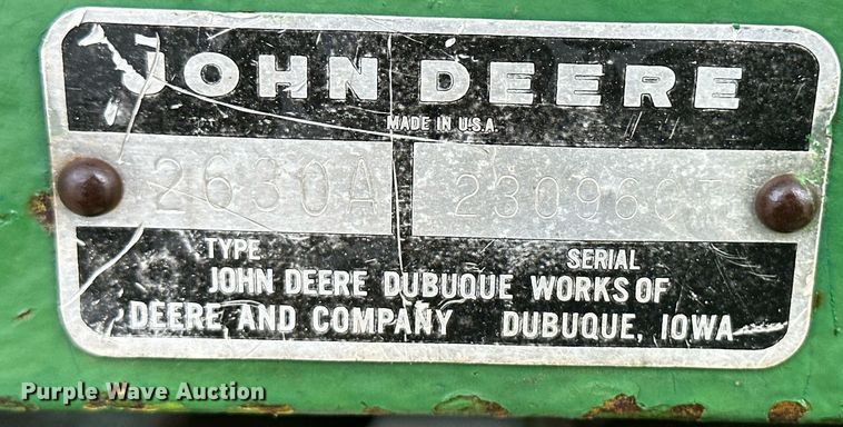 image for item IU9170 1975 John Deere 2630  tractor