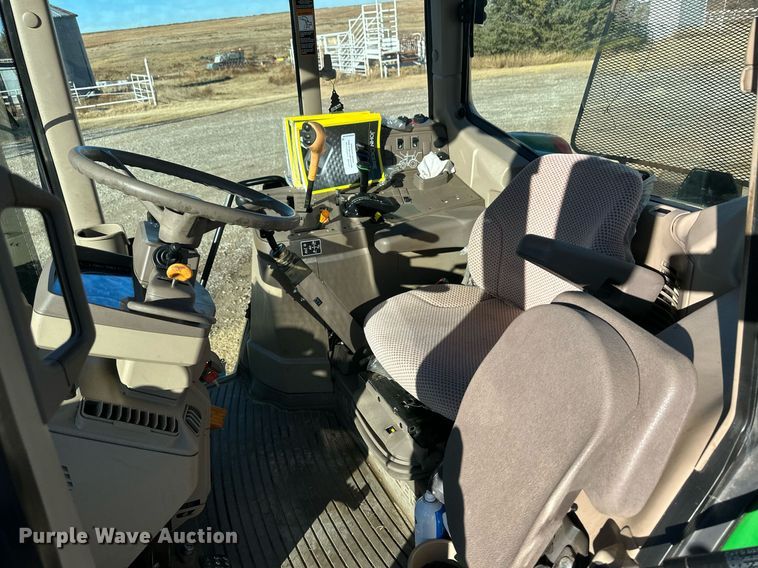 image for item IU9188 2014 John Deere 6125M  MFWD tractor