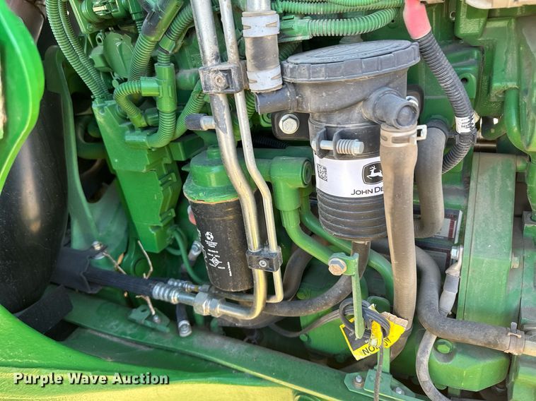 image for item IU9188 2014 John Deere 6125M  MFWD tractor