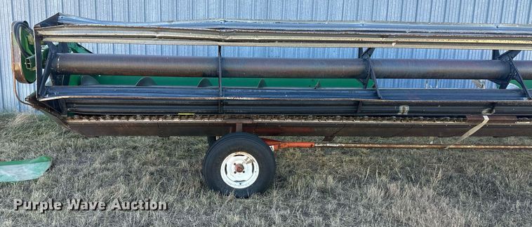 image for item IU9191 John Deere 930  rigid head