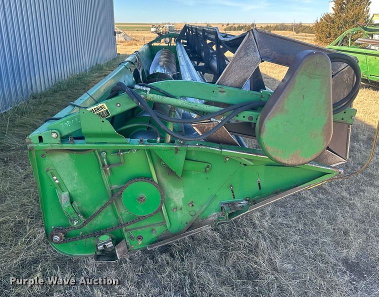 image for item IU9191 John Deere 930  rigid head