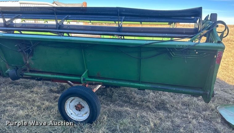 image for item IU9191 John Deere 930  rigid head