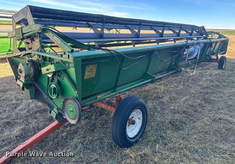 image for item IU9191 John Deere 930  rigid head