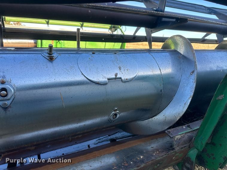 image for item IU9191 John Deere 930  rigid head