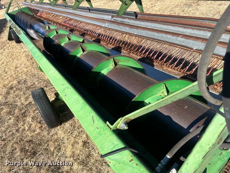 image for item IU9192 John Deere 930  rigid head