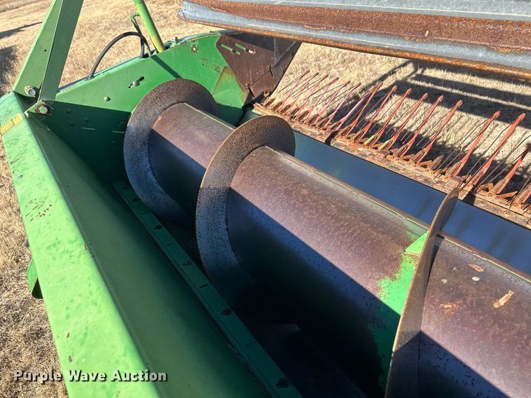 image for item IU9192 John Deere 930  rigid head