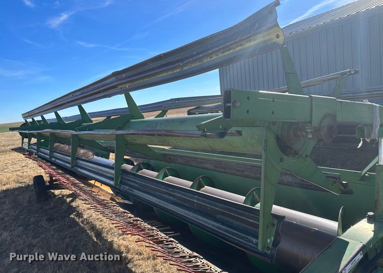 image for item IU9192 John Deere 930  rigid head