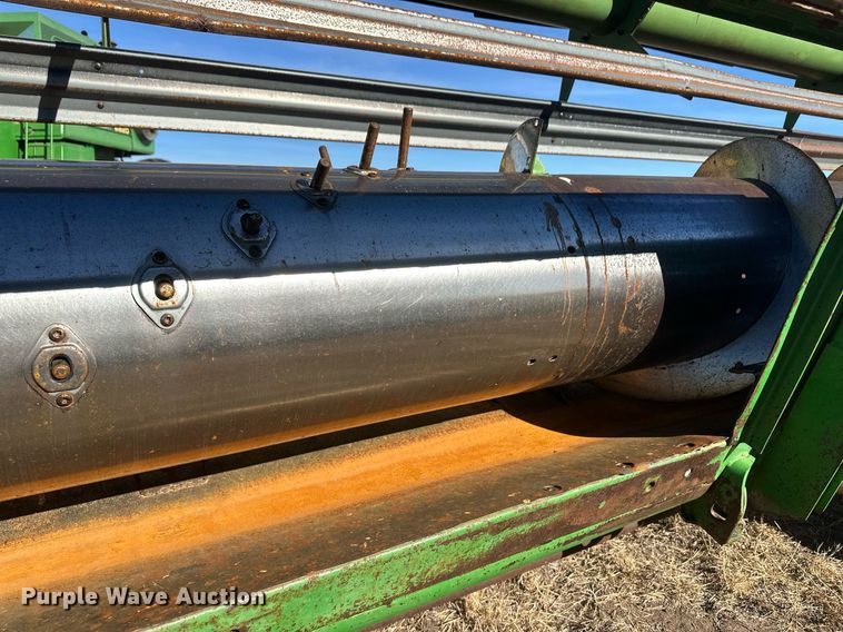 image for item IU9192 John Deere 930  rigid head