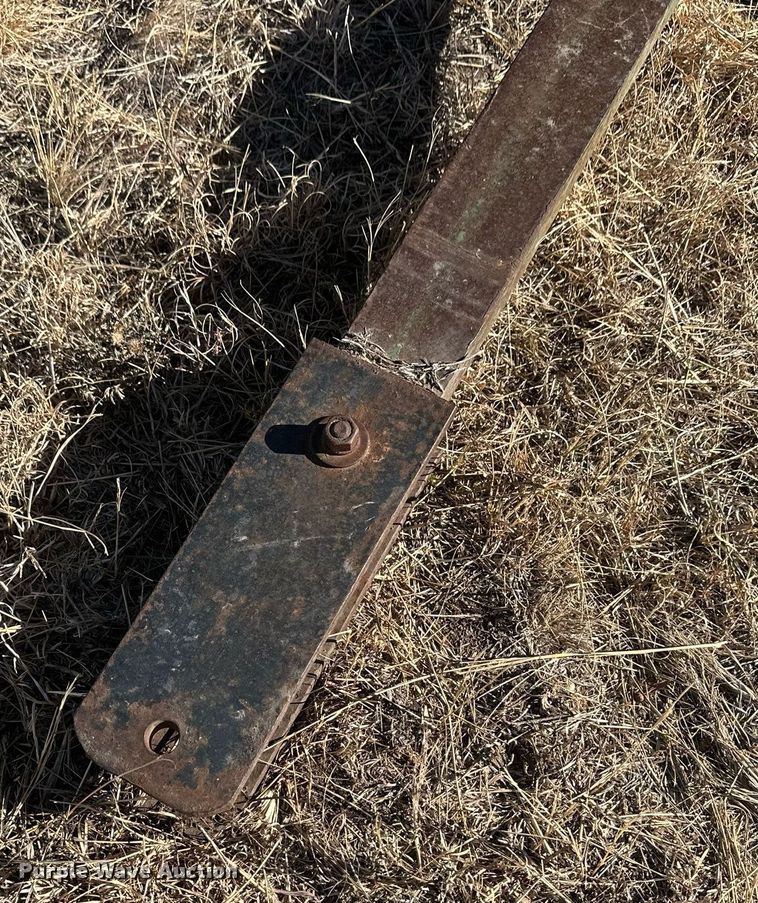 image for item IU9192 John Deere 930  rigid head