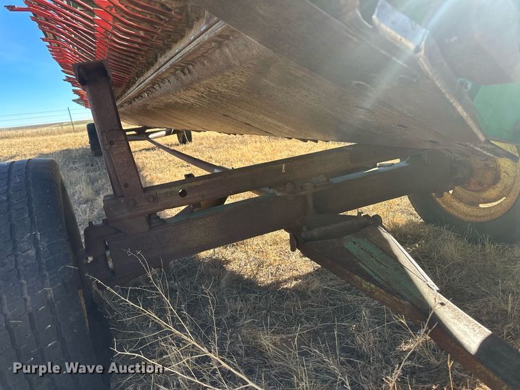 image for item IU9192 John Deere 930  rigid head