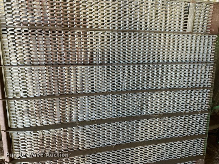 image for item IU9193 1988 John Deere 8820 Titan II  combine