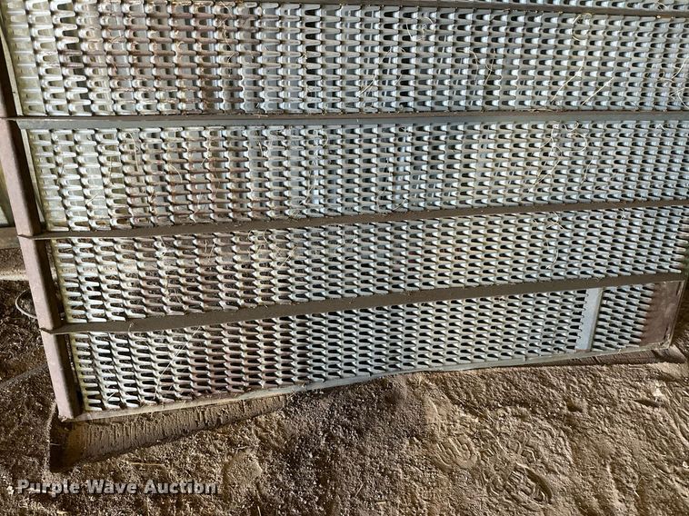 image for item IU9193 1988 John Deere 8820 Titan II  combine