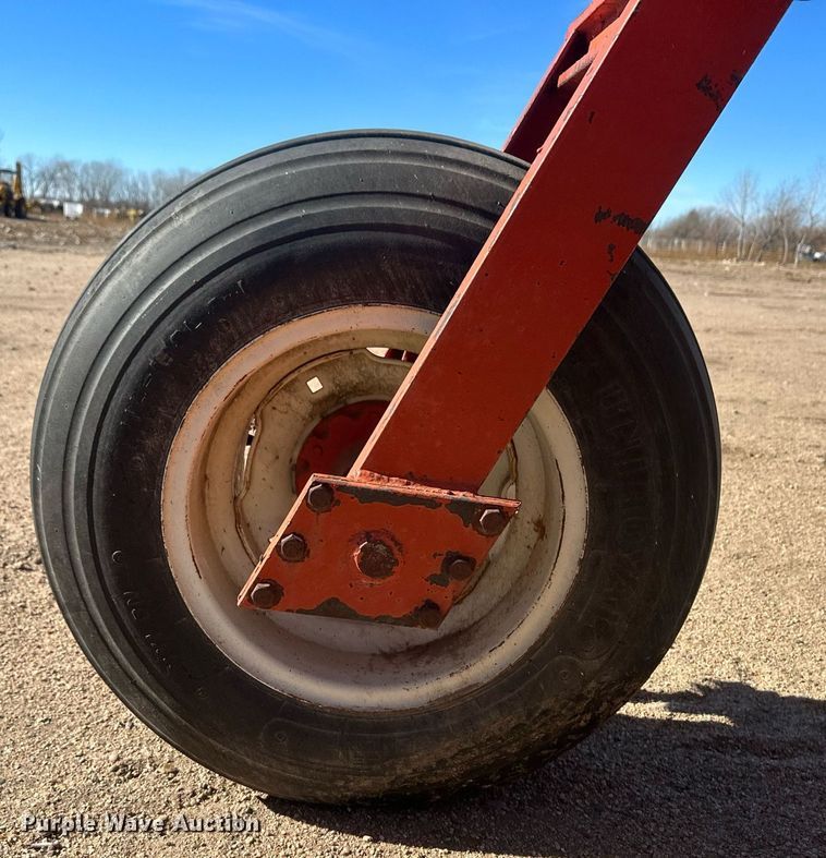 image for item IU9194 Tank trailer