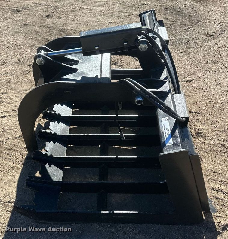 image for item IU9198 Skid steer grapple bucket