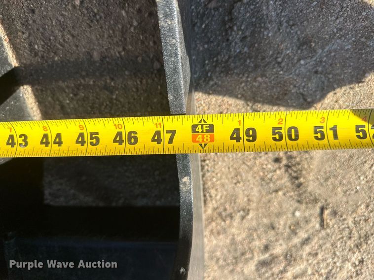 image for item IU9198 Skid steer grapple bucket