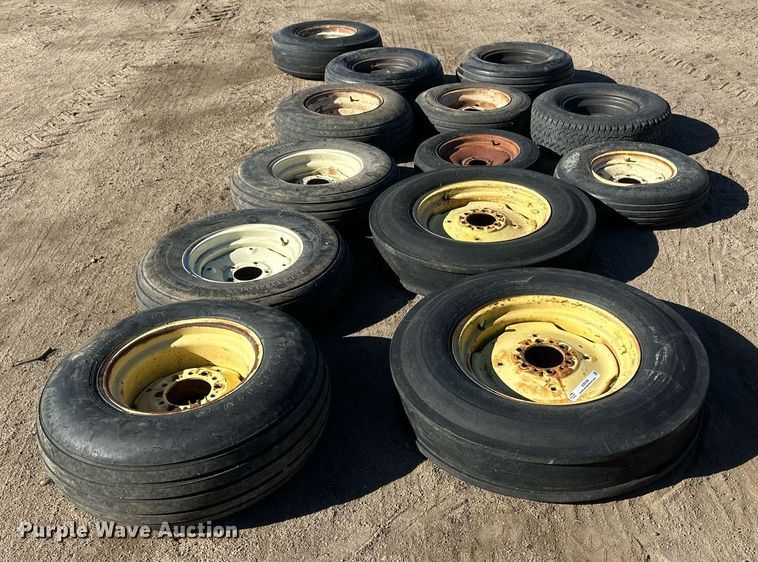 image for item IU9199 (13) tires and wheels