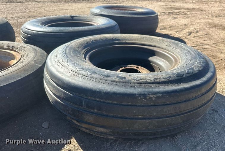 image for item IU9199 (13) tires and wheels