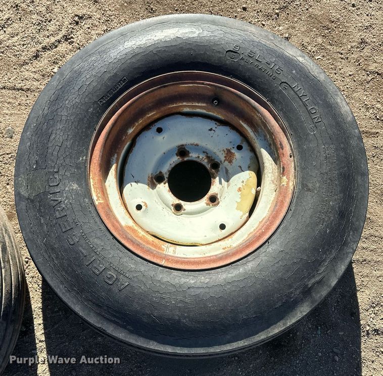 image for item IU9199 (13) tires and wheels