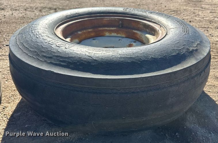 image for item IU9199 (13) tires and wheels