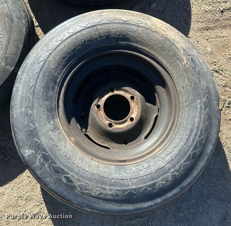 image for item IU9199 (13) tires and wheels