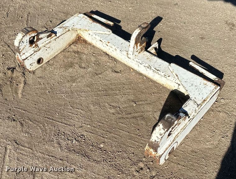 image for item IU9200 (2) three point quick attach brackets