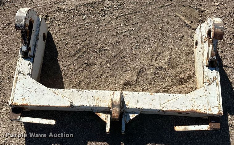 image for item IU9200 (2) three point quick attach brackets