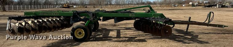 image for item IU9216 John Deere 510  disk ripper