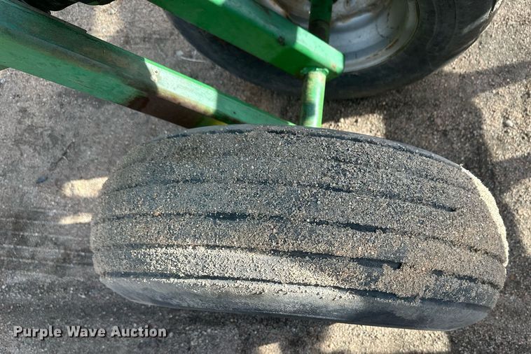 image for item IU9216 John Deere 510  disk ripper