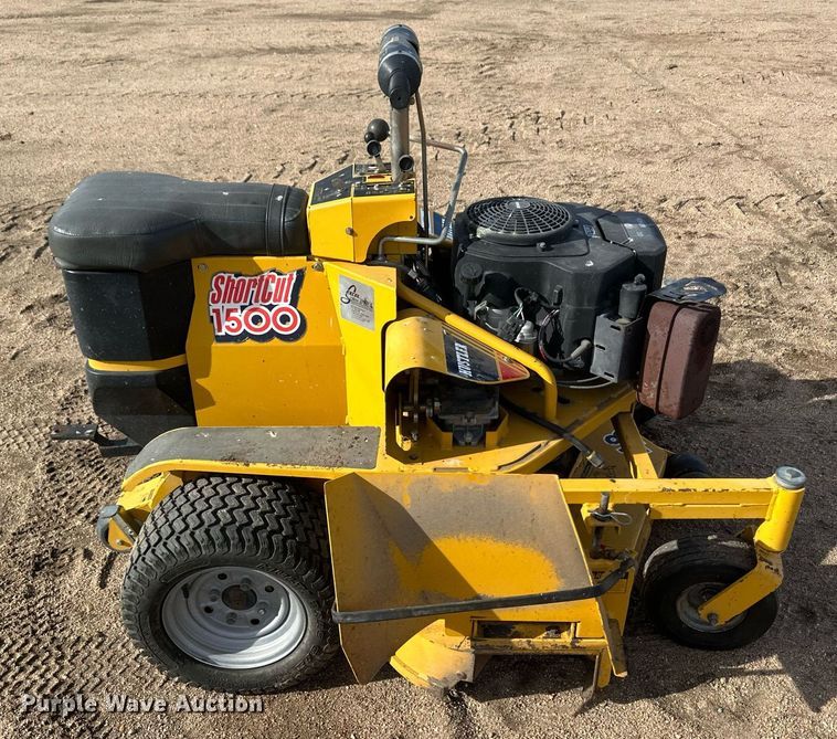 image for item IU9218 Hustler Shortcut 1500  ZTR lawn mower