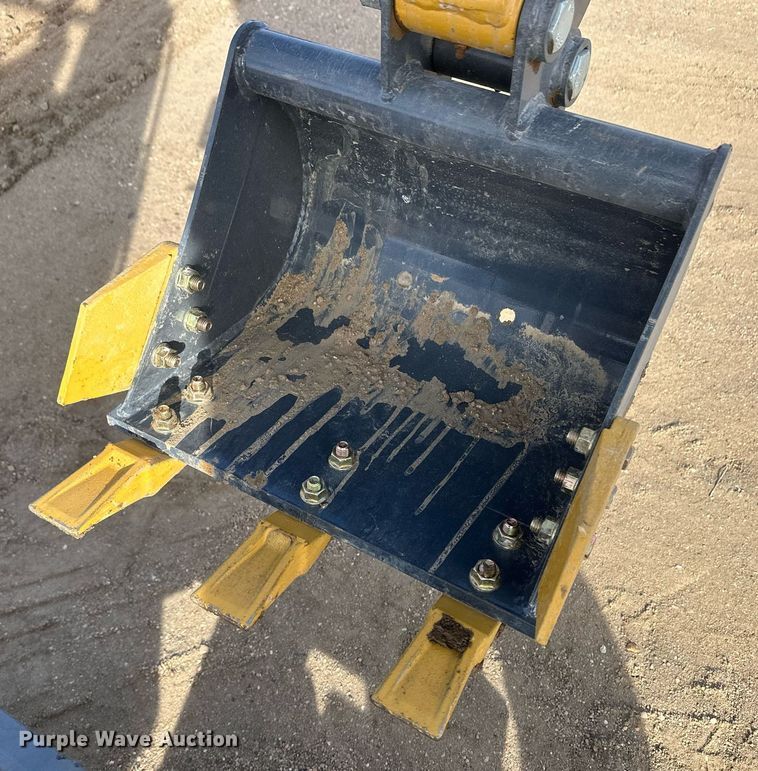 image for item IU9226 2023 Agrotk H12  mini excavator