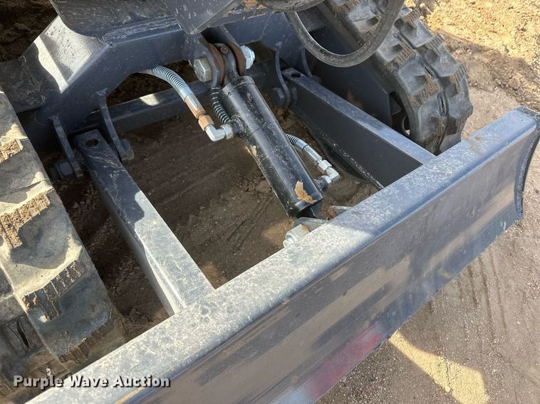 image for item IU9226 2023 Agrotk H12  mini excavator