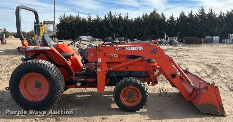 image for item IU9227 Kubota L3600  MFWD tractor